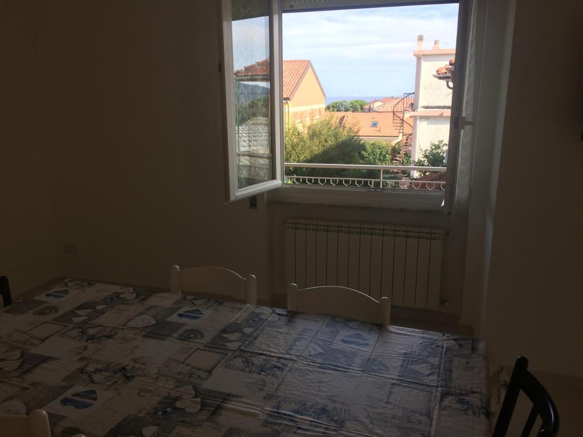 A Casa Di Nonna Luciana - Trilocale Con Giardino Daire Ceriale Dış mekan fotoğraf